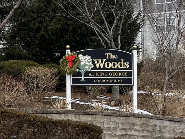 $2,600 | 1223 King Court, Unit 1223, Green Brook, NJ 08812