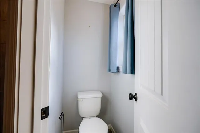 $395,000 | 100 Southeast Hanging Garden Street, Lee's Summit, MO 64064