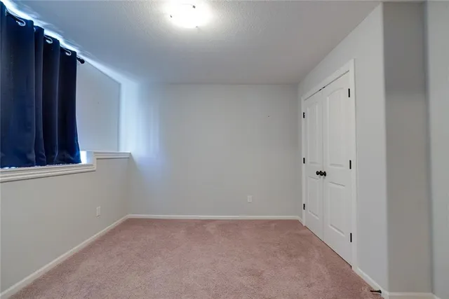 $395,000 | 100 Southeast Hanging Garden Street, Lee's Summit, MO 64064