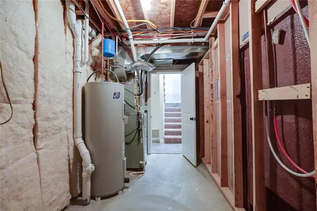 $395,000 | 100 Southeast Hanging Garden Street, Lee's Summit, MO 64064