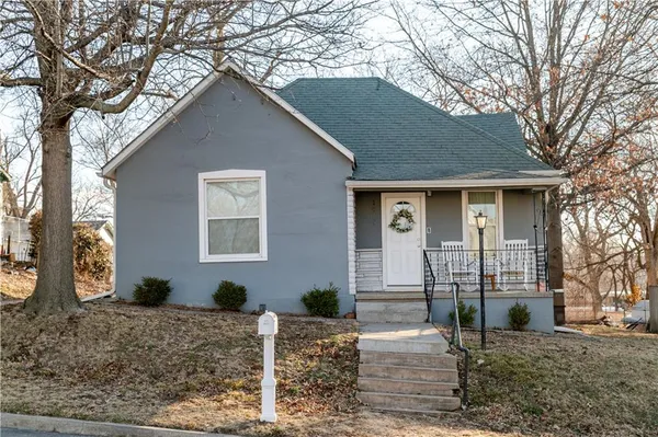 $150,250 | 1018 North 10th Street, Atchison, KS 66002