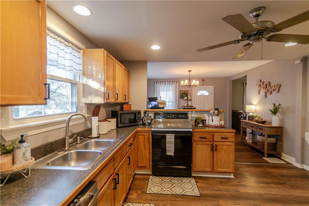 1018 North 10th Street Atchison, KS 66002 - Photo 11 of 39