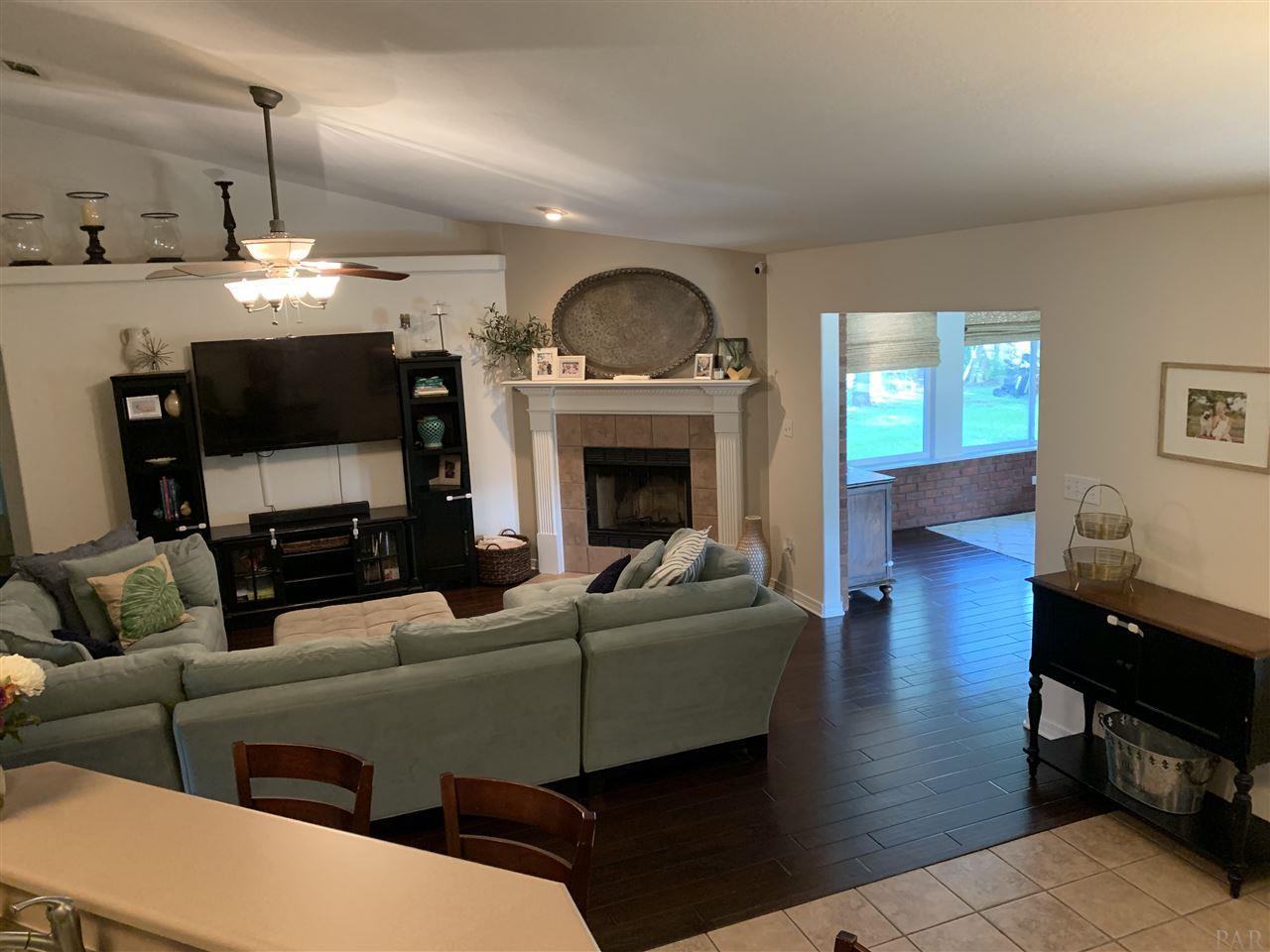 6697 Codell Street Navarre, FL 32566 - Photo 13 of 24 Gallery Image 13