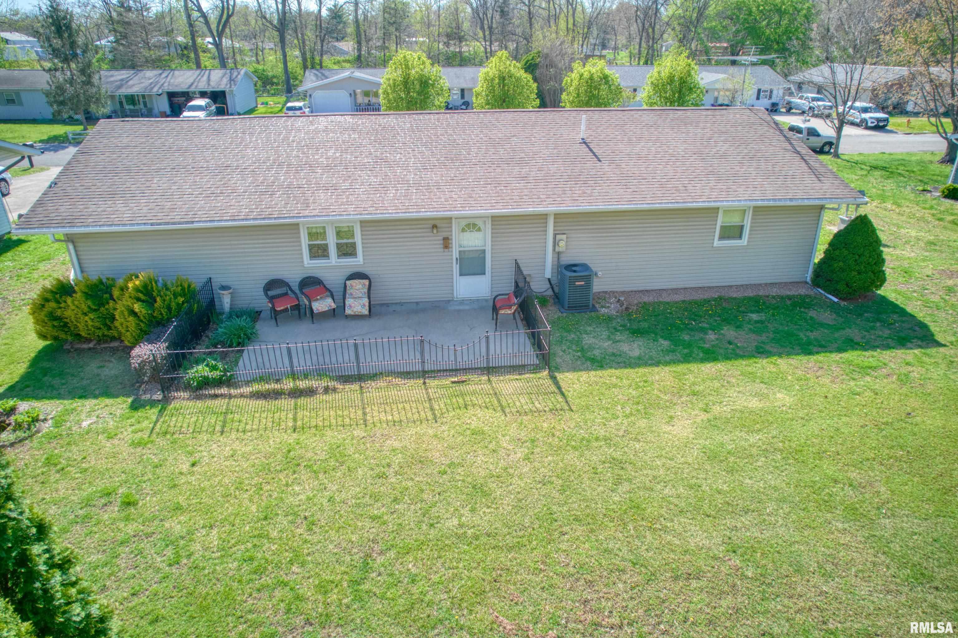 1006 Roberta Drive Murphysboro, IL 62966 - Photo 22 of 35