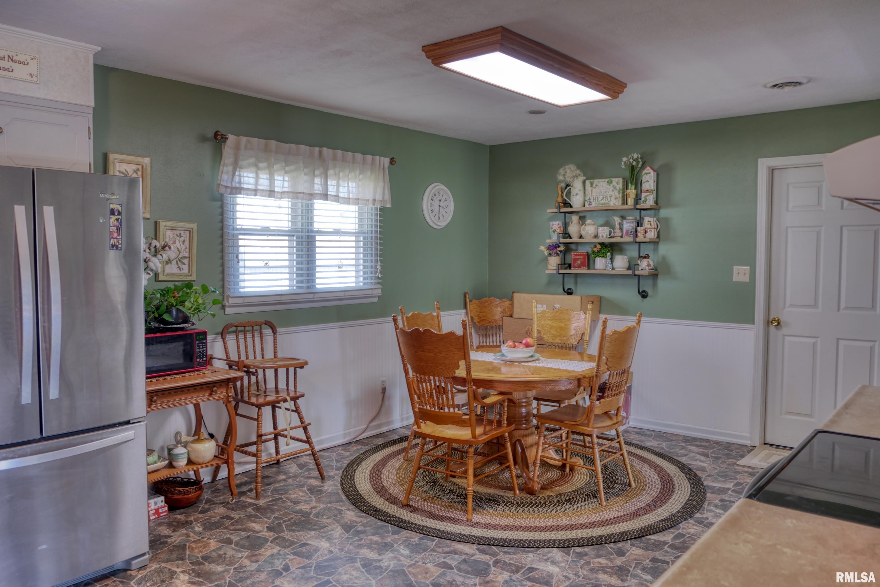 1006 Roberta Drive Murphysboro, IL 62966 - Photo 9 of 35