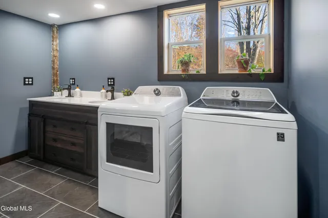 $465,000 | 161 Bly Hollow Road, Berlin, NY 12138