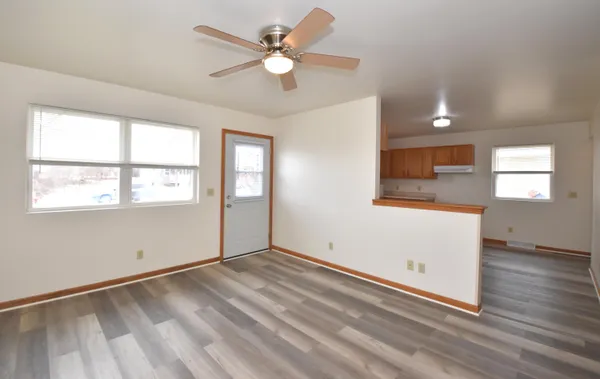 $1,800 | 3042 Hamlin Avenue, Mount Pleasant, WI 53403