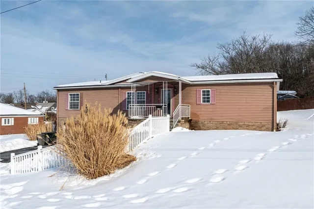 $174,900 | 805 National Way, Ellwood City, PA 16117