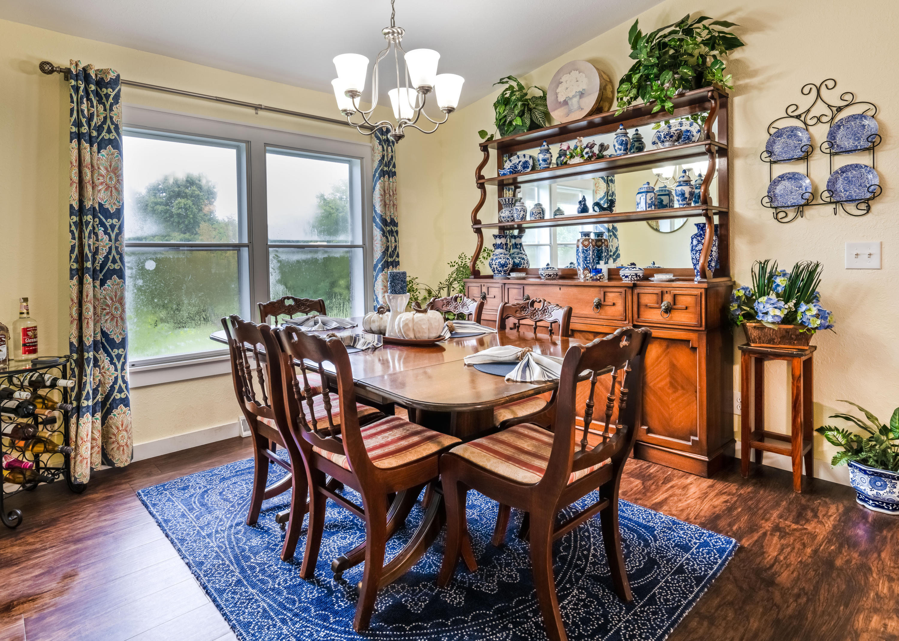 206 County Road 757 Riceville, TN 37370 - Photo 10 of 52 Dining with A view