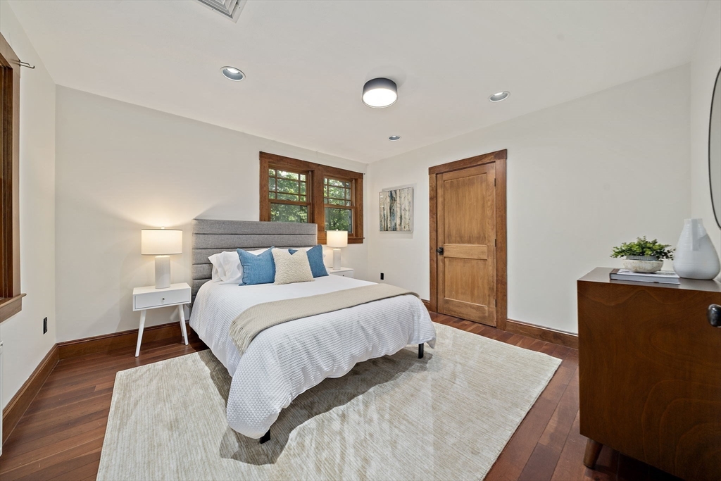 26 Hillside Road Newton, MA 02461 - Photo 21 of 36