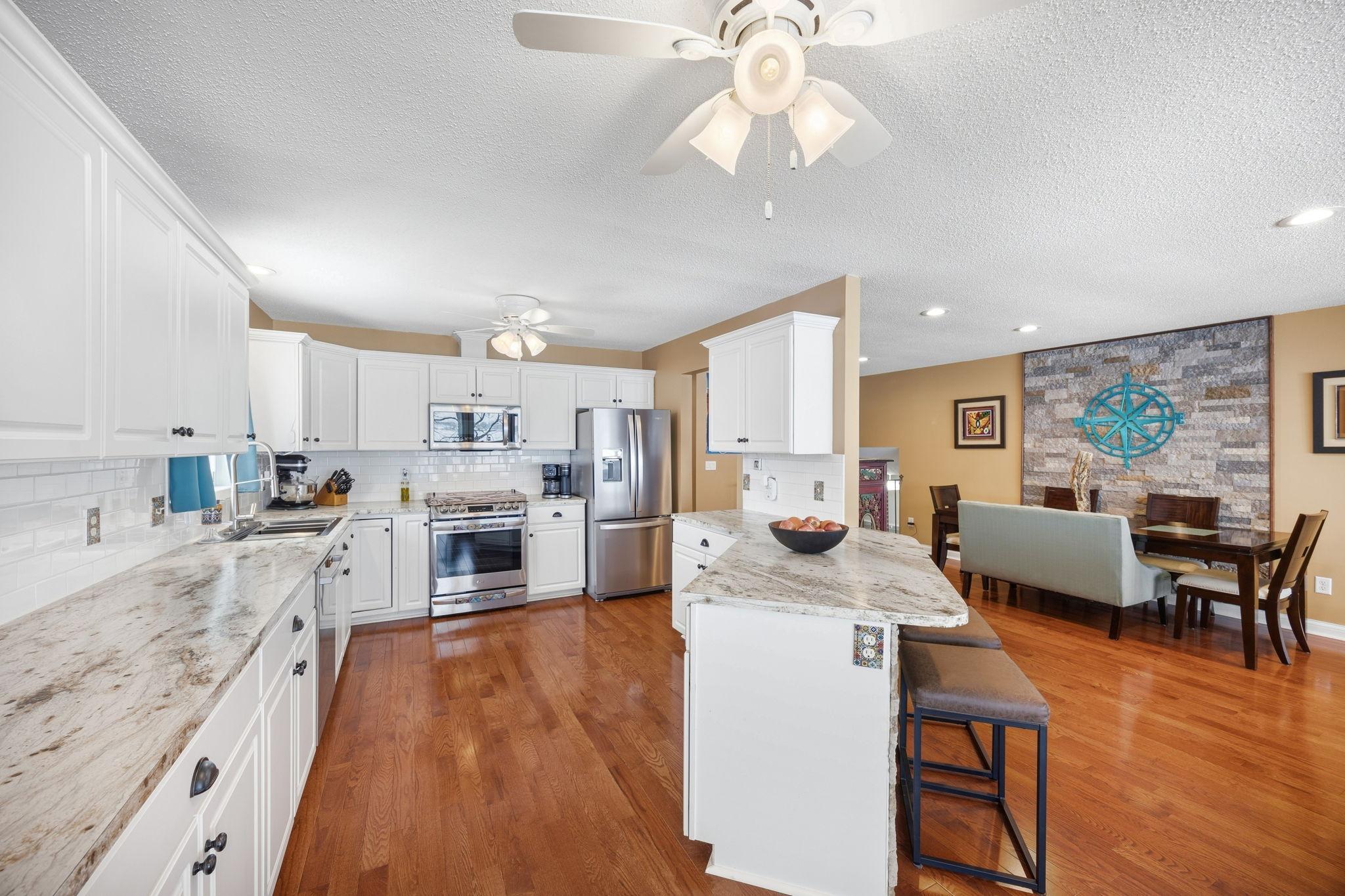 5249 Imhoff Avenue Southwest Howard Lake, MN 55349 - Photo 6 of 43