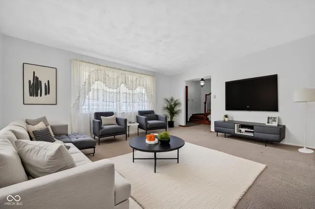 $225,000 | 1500 South Anderson Street, Elwood, IN 46036