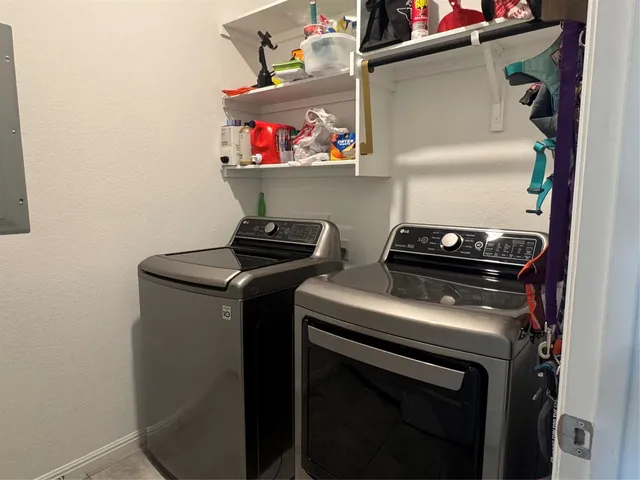 $2,300 | 2005 Long Shadow Lane, Georgetown, TX 78628