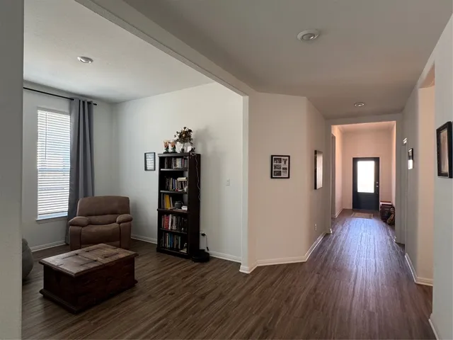 $2,300 | 2005 Long Shadow Lane, Georgetown, TX 78628