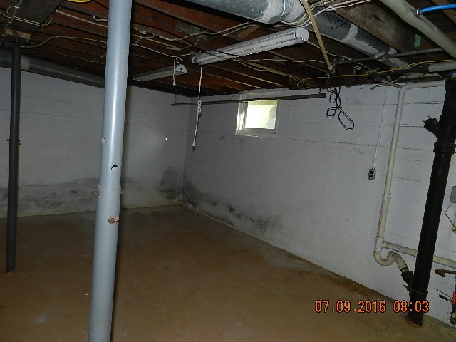 317 Fulton Avenue Rochester, IN 46975 - Photo 10 of 13