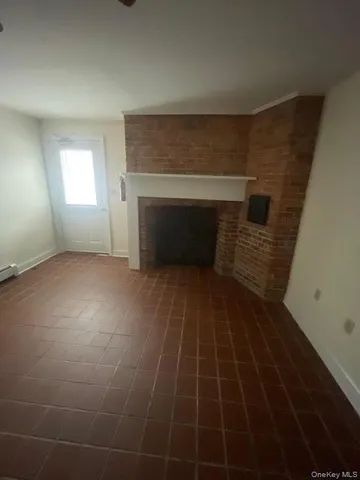 $1,900 | 36 East Main Street, Unit 1, Beacon, NY 12508