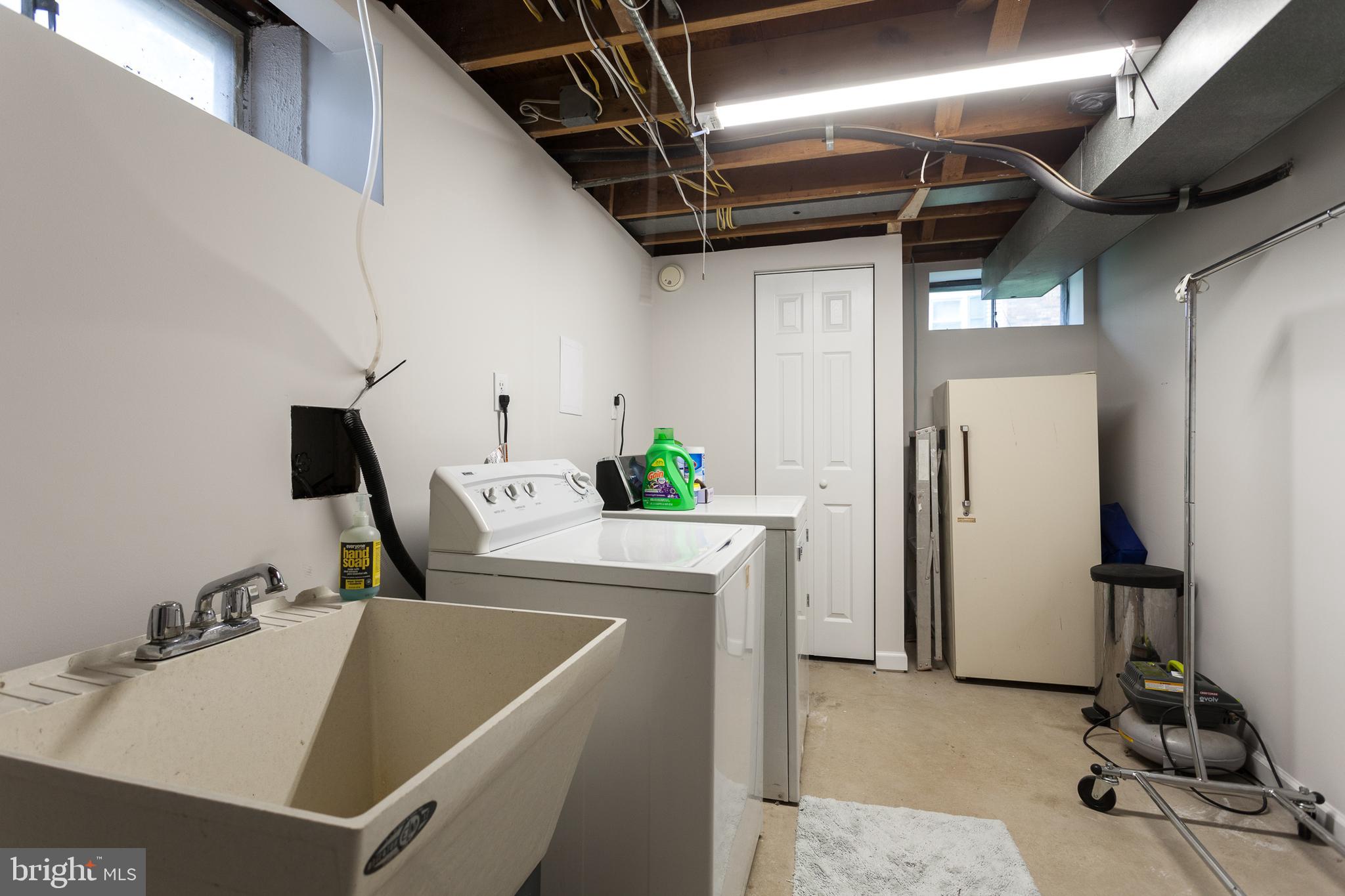 225 Homevale Road Reisterstown, MD 21136 - Photo 23 of 27 Laundry Room (workshop not shown)