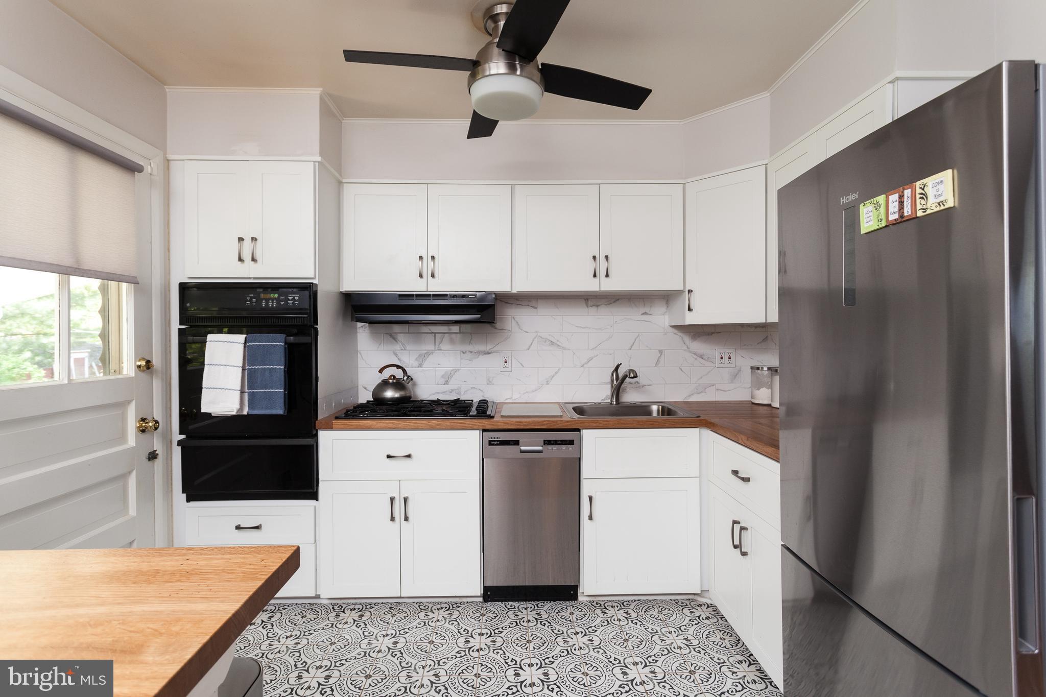 225 Homevale Road Reisterstown, MD 21136 - Photo 9 of 27 Brand new kitchen!