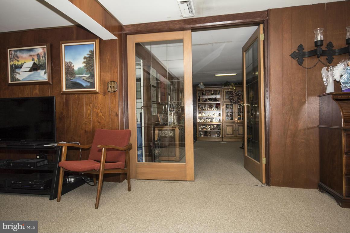 8220 Arrowhead Road Pikesville, MD 21208 - Photo 28 of 30 Community