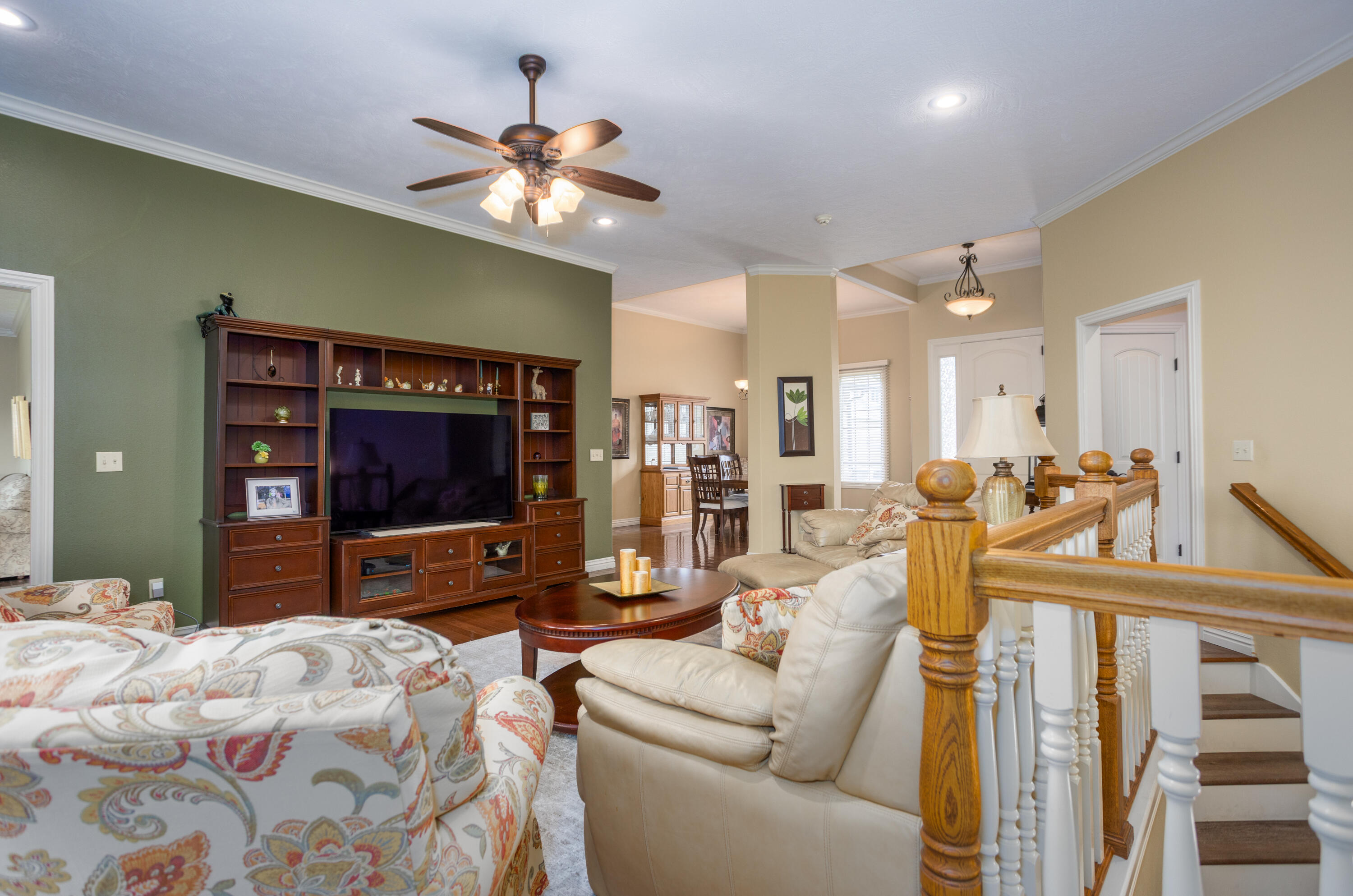 2818 East Cherrybark Street Springfield, MO 65804 - Photo 9 of 56 2818CherryBark-7