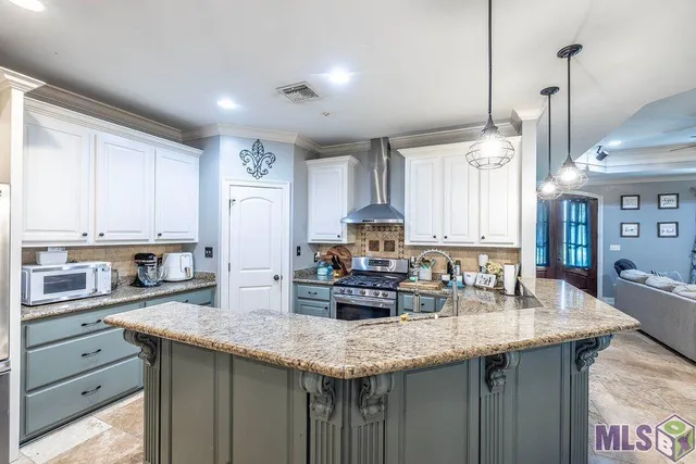 $460,000 | 287 Sugar Plum Street, Houma, LA 70364