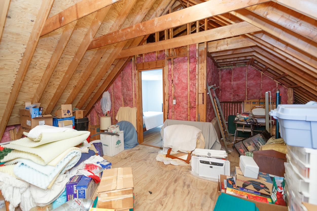 71 S Road Deerfield, NH 03037 - Photo 20 of 40
