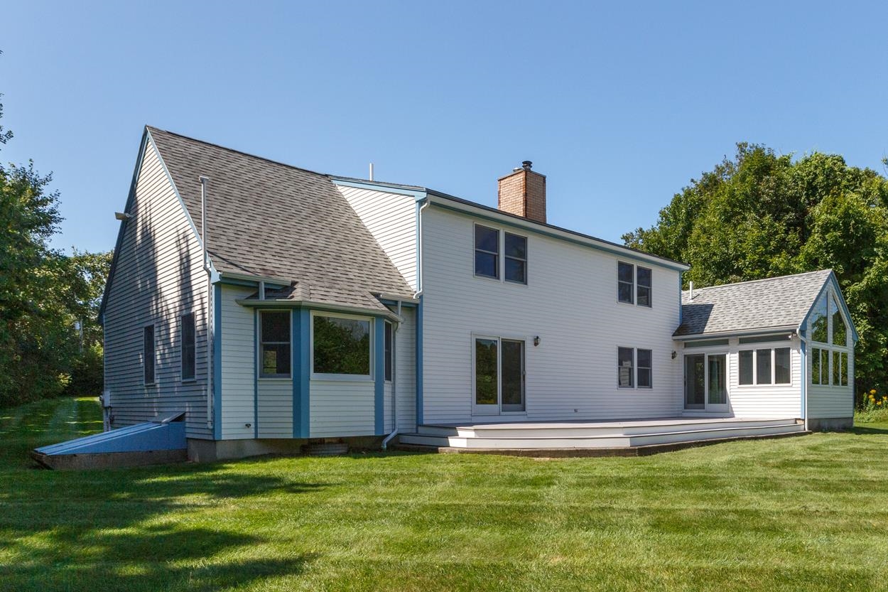 71 S Road Deerfield, NH 03037 - Photo 2 of 40