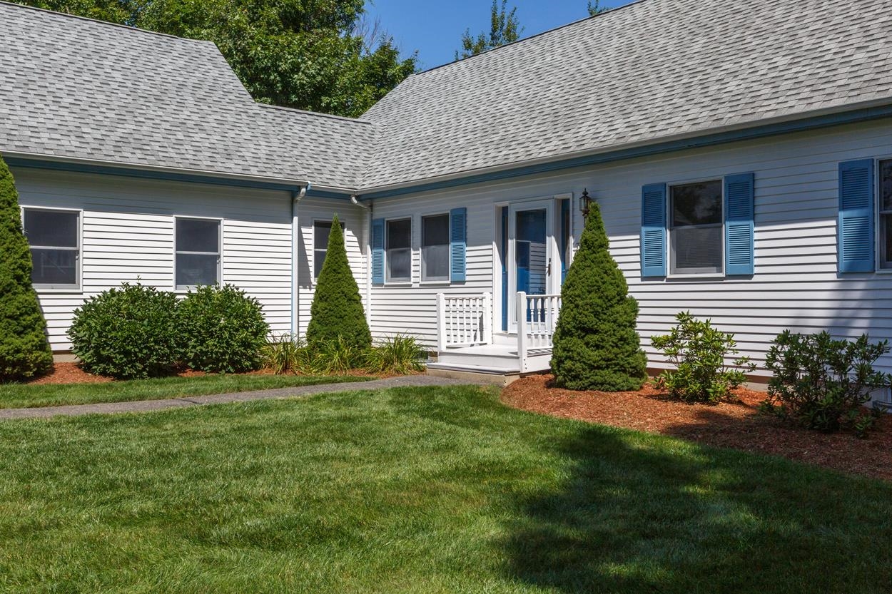 71 S Road Deerfield, NH 03037 - Photo 31 of 40