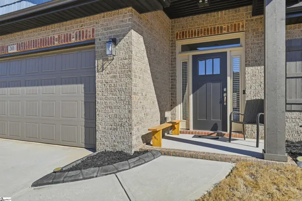 $395,000 | 30 Woodcross Drive, Simpsonville, SC 29681
