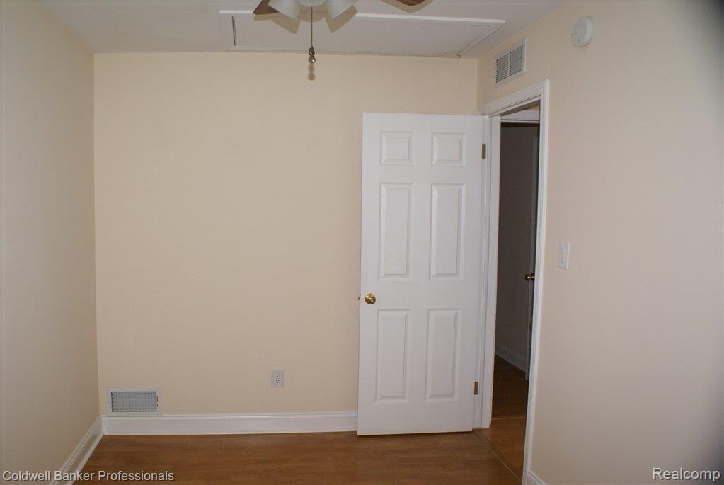 7778 Pelham Road Taylor, MI 48180 - Photo 12 of 22 Bedroom