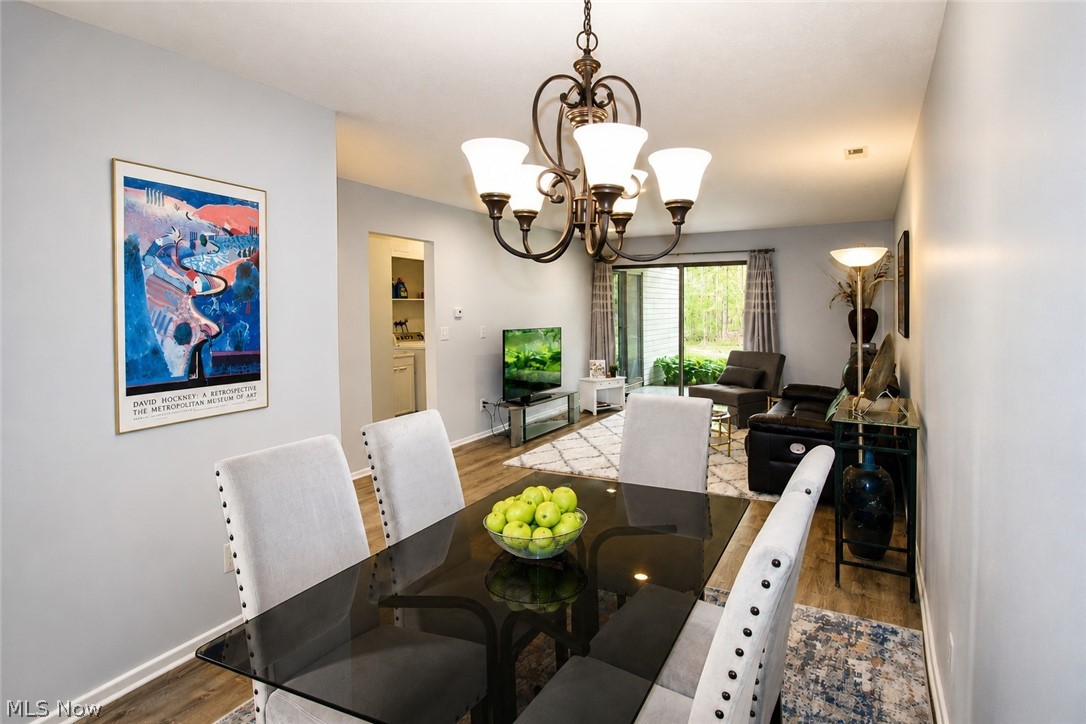 16575 Wren Road, Unit 3C Chagrin Falls, OH 44023 - Photo 10 of 29 Open-concept modern living and dining area