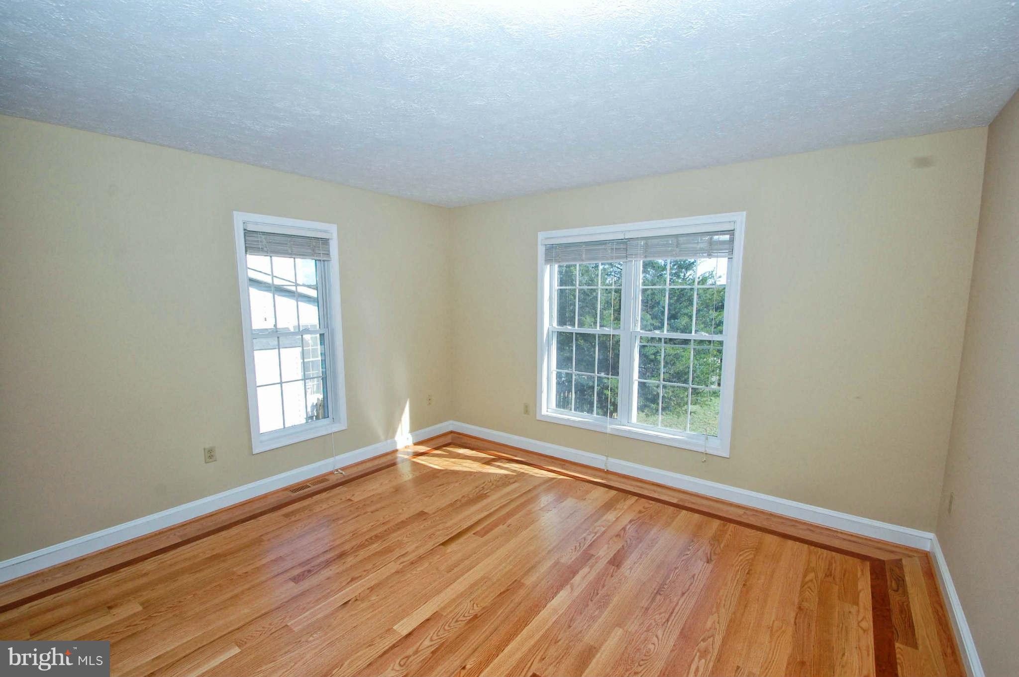117 Canyon Road Winchester, VA 22602 - Photo 29 of 30 Living Room