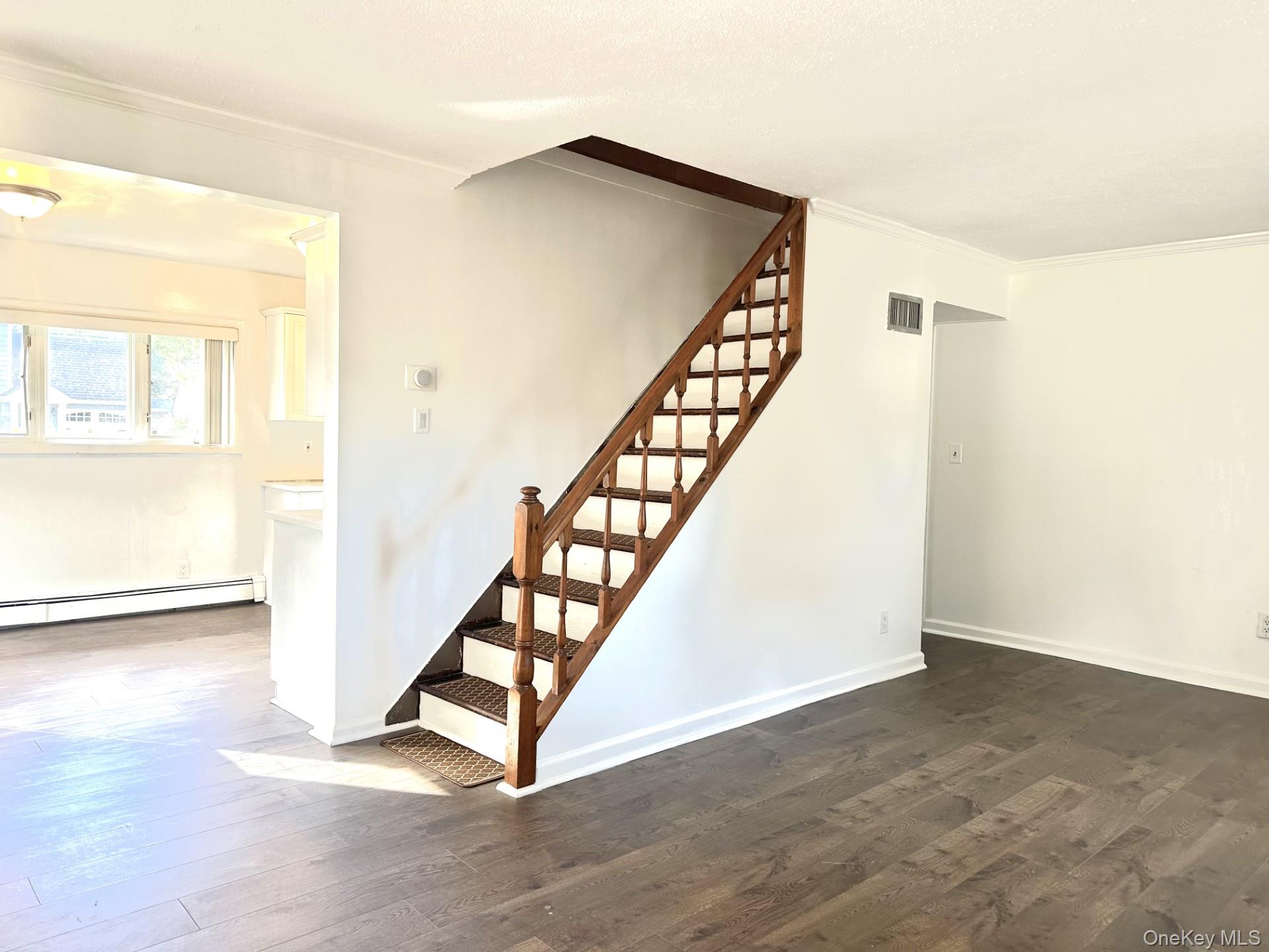 27 Collins Road Glen Cove, NY 11542 - Photo 5 of 13 a view of an entryway