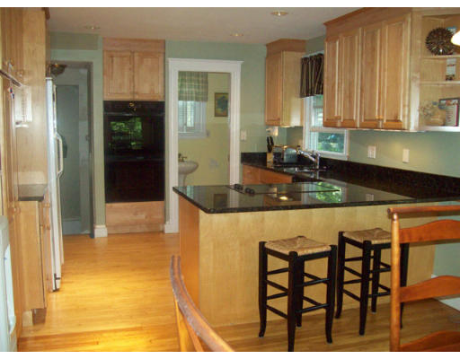 30 Bear Hill Road Reading, MA 01867 - Photo 10 of 18 Gallery Image 10