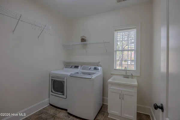 $619,900 | 107 Red Sunset Court, Wallace, NC 28466