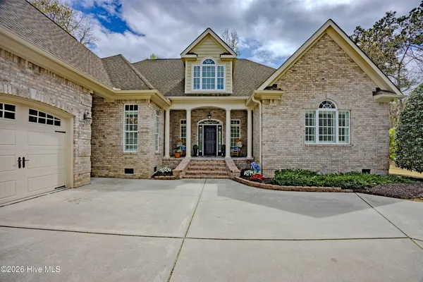 $619,900 | 107 Red Sunset Court, Wallace, NC 28466