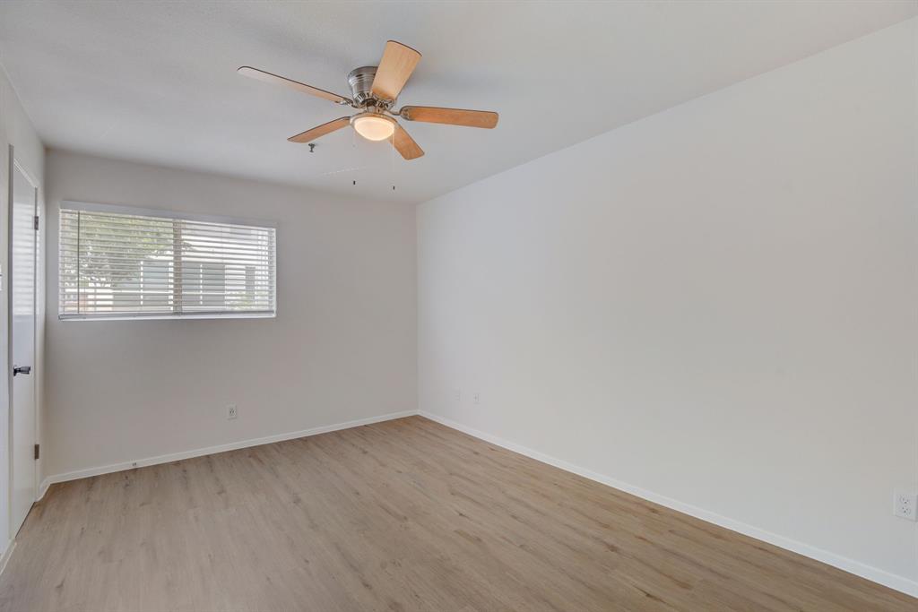 2315 Moser Avenue Dallas, TX 75206 - Photo 11 of 13