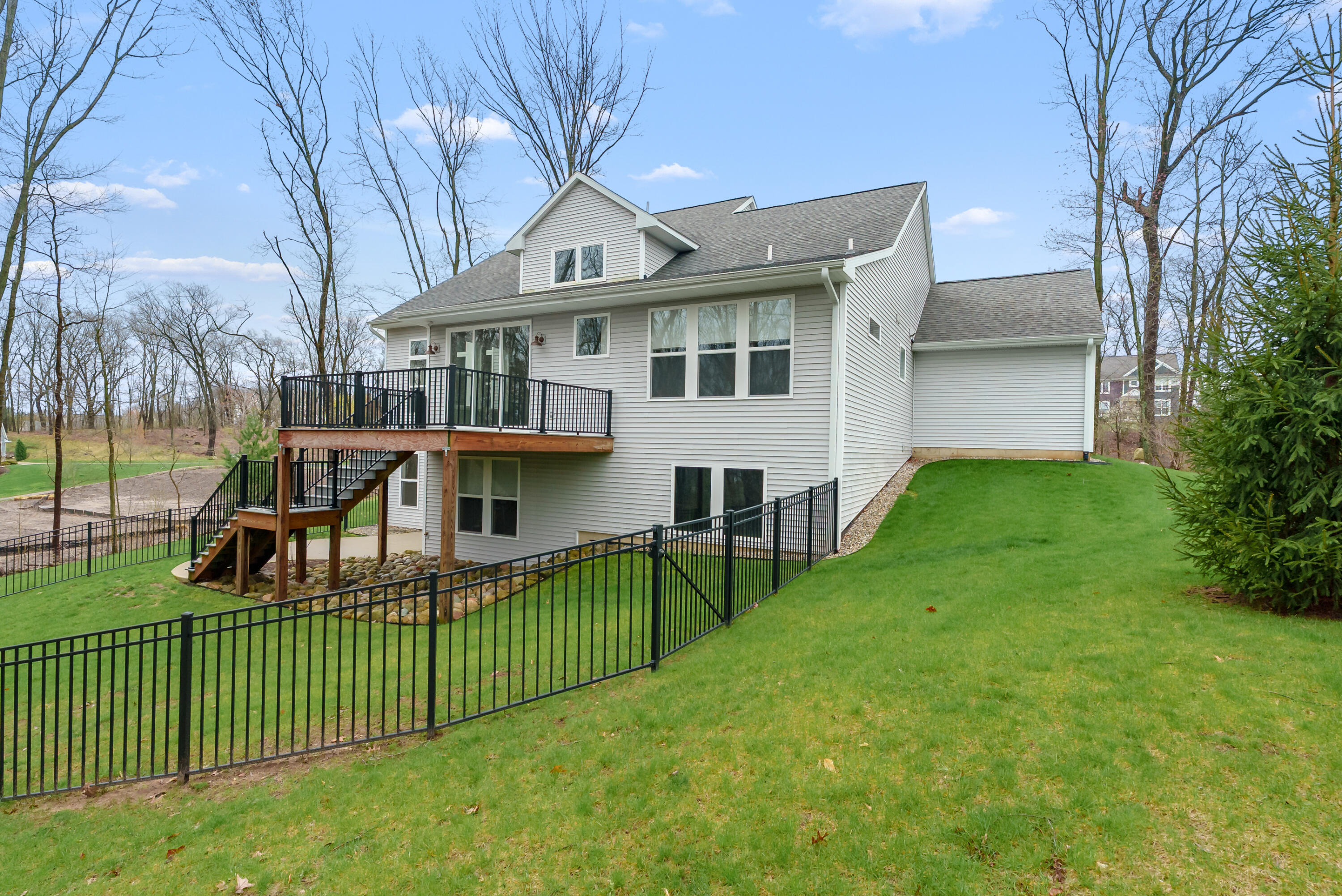 8564 Brighten Trail Mattawan, MI 49071 - Photo 44 of 54 Brighten Trail 8564 Mattawan 49071-40