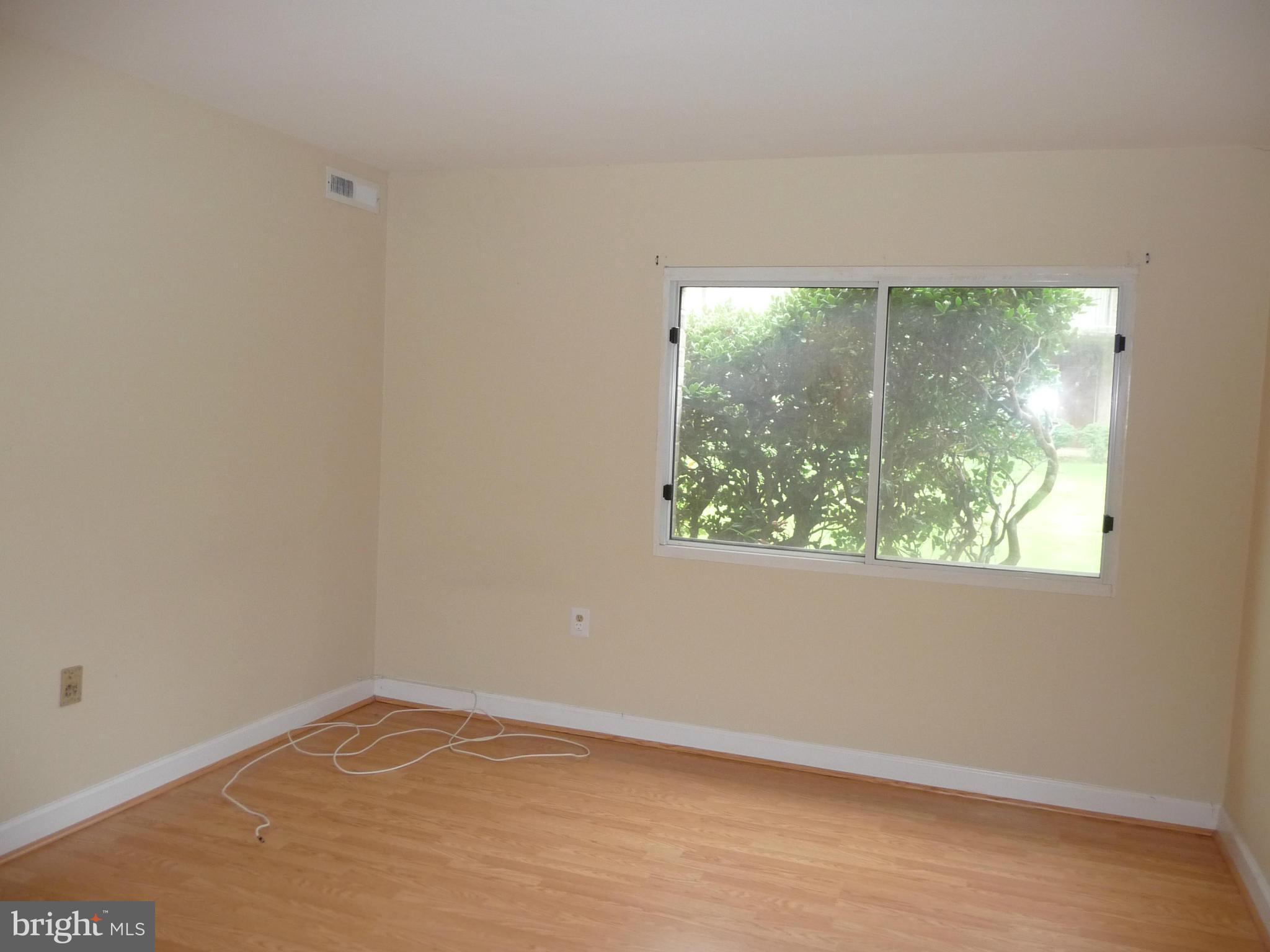 3820 Bel Pre Road, Unit 272 Silver Spring, MD 20906 - Photo 17 of 27 Clean and Bright!