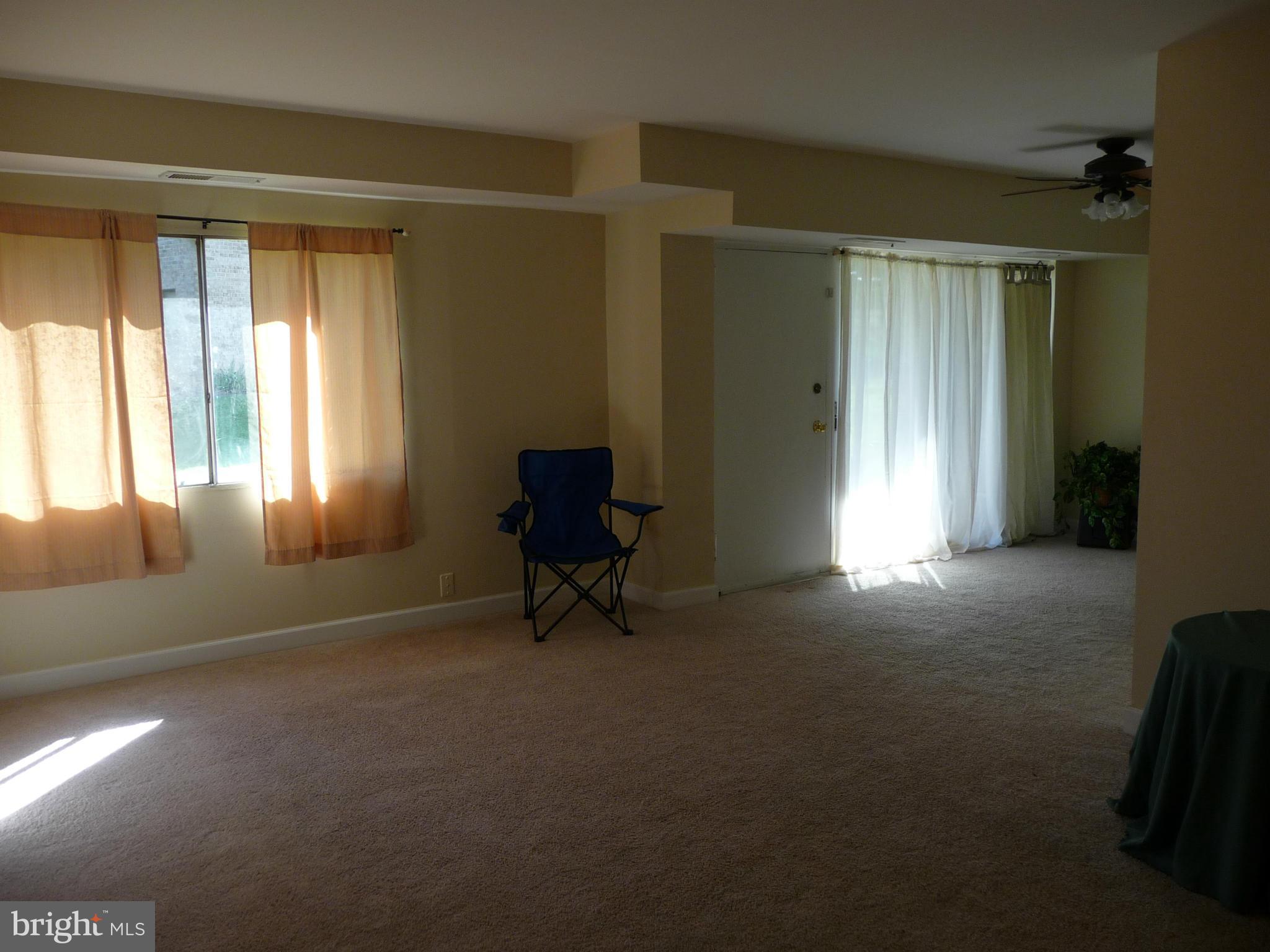 3820 Bel Pre Road, Unit 272 Silver Spring, MD 20906 - Photo 7 of 27 Living Room to Dining Room