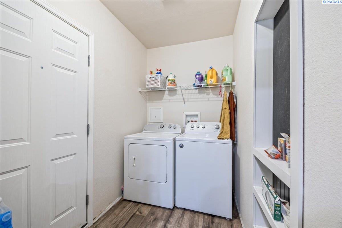 200802 East Game Farm Road, Unit 212 Kennewick, WA 99337 - Photo 9 of 24 Gallery Image 9