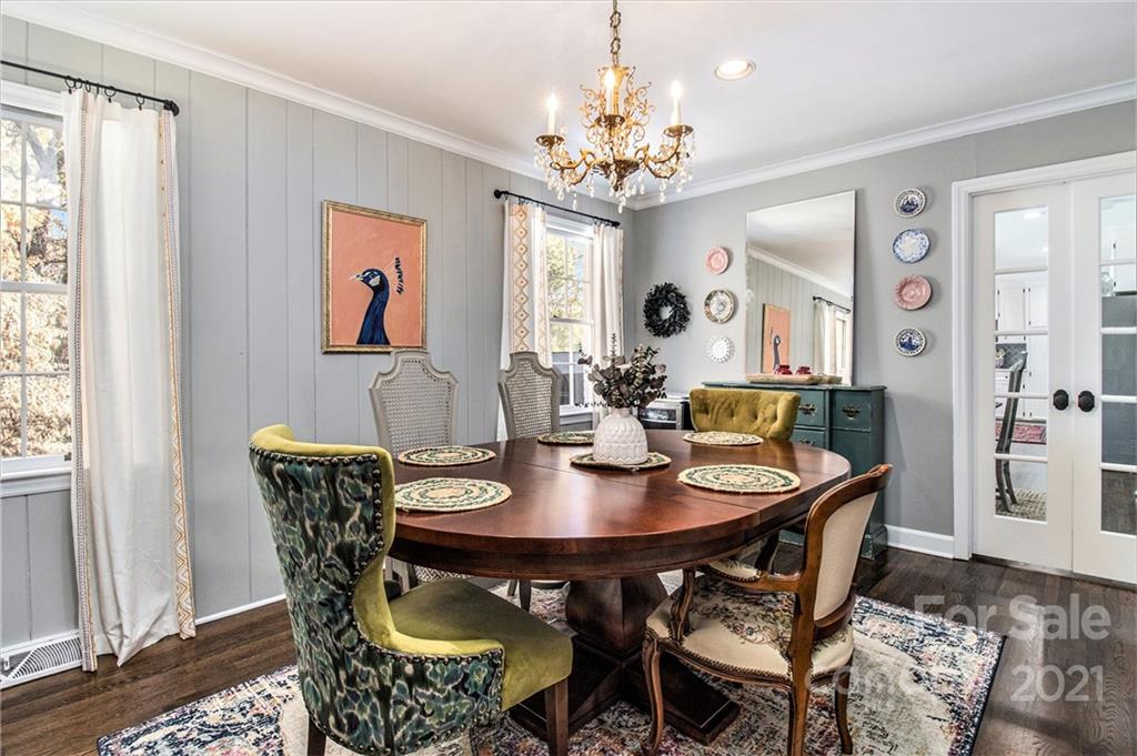 3513 Highview Road Charlotte, NC 28210 - Photo 6 of 27 a view of a dining room with furniture