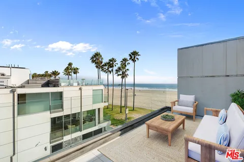 $9,200,000 | 2419 Ocean Front Walk, Venice, CA 90291