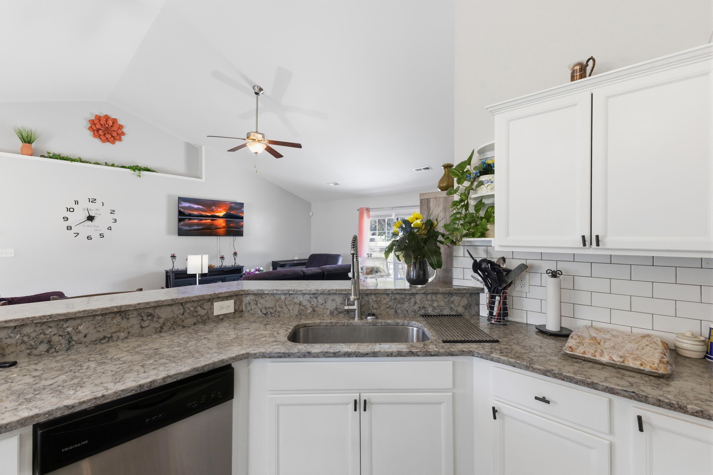 9 Rolling Oak Drive Hemingway, SC 29554 - Photo 12 of 34