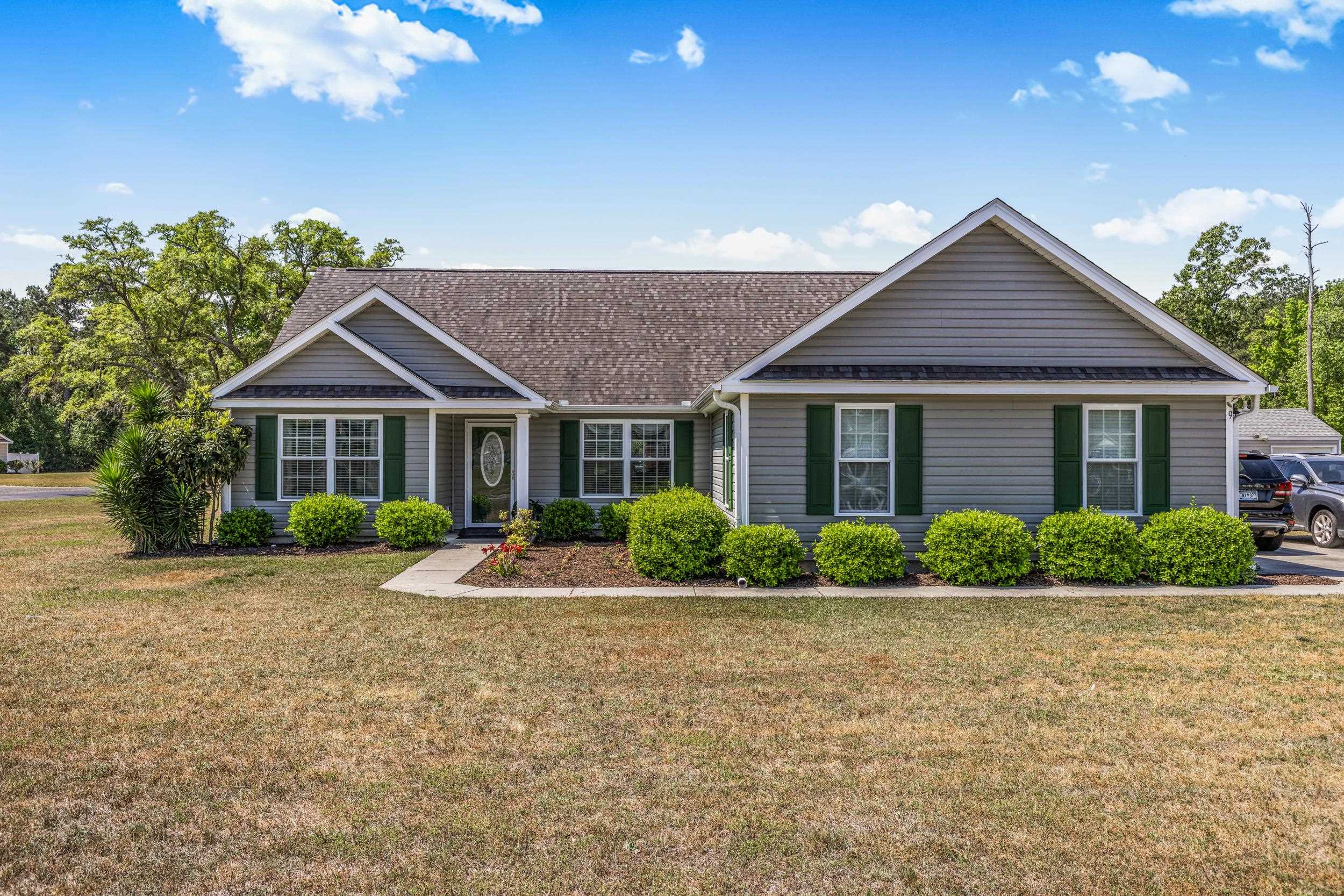 9 Rolling Oak Drive Hemingway, SC 29554 - Photo 2 of 34