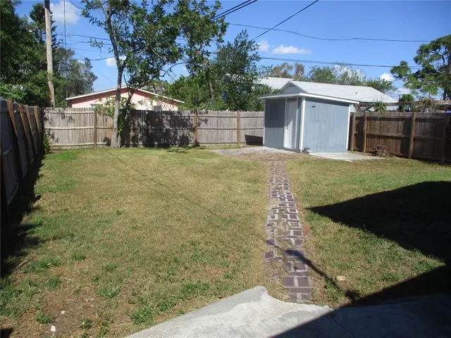 $2,300 | 4437 10th Avenue South, St. Petersburg, FL 33711