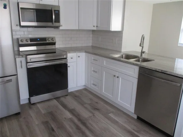 $2,300 | 4437 10th Avenue South, St. Petersburg, FL 33711