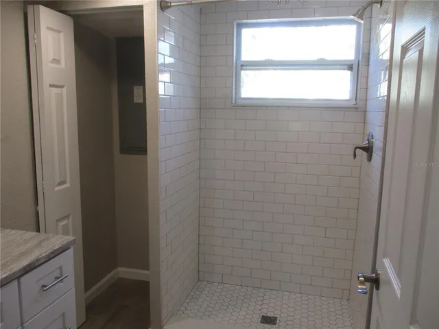 $2,300 | 4437 10th Avenue South, St. Petersburg, FL 33711