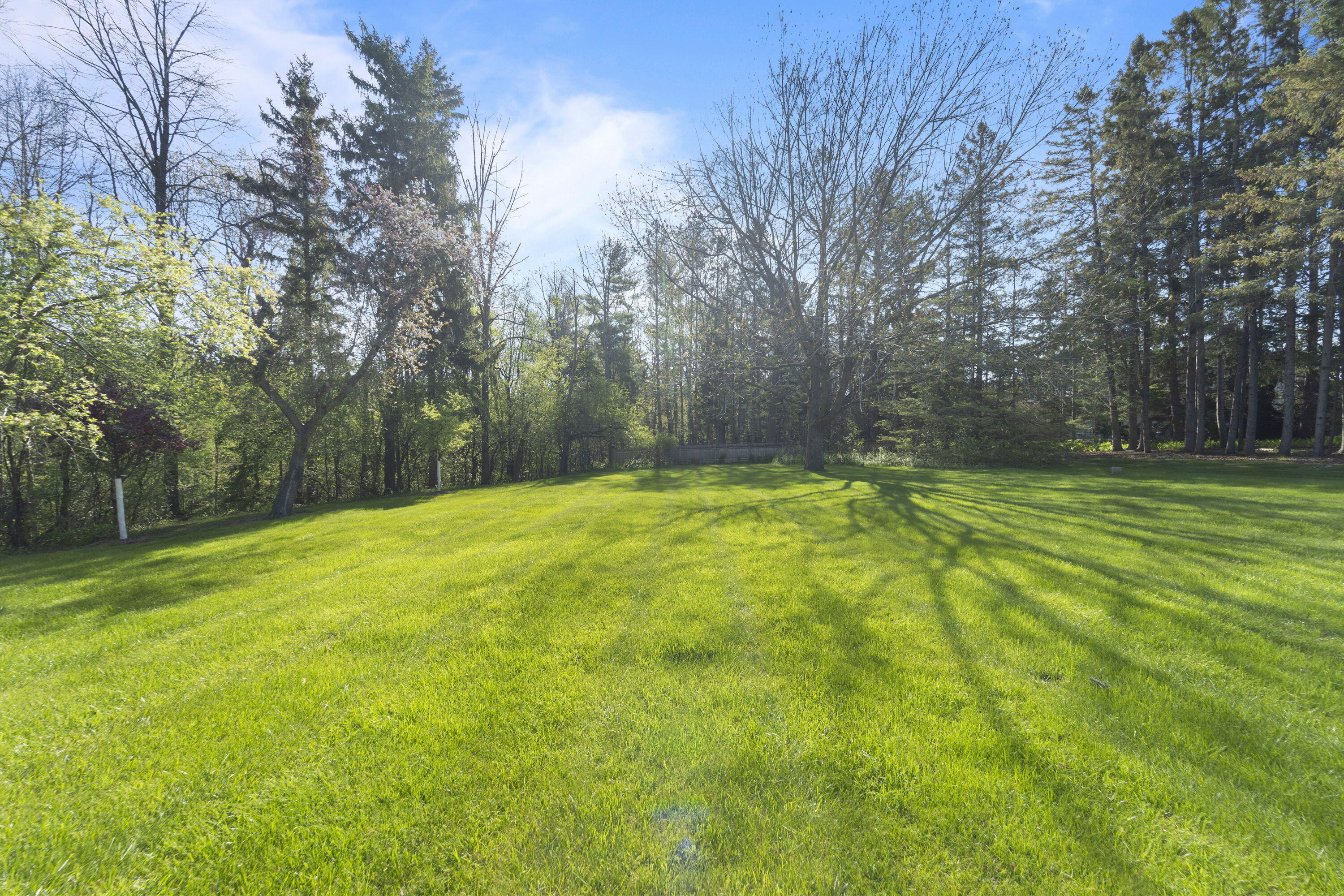 9840 North Otto Road Mequon, WI 53092 - Photo 34 of 45 Room To Roam