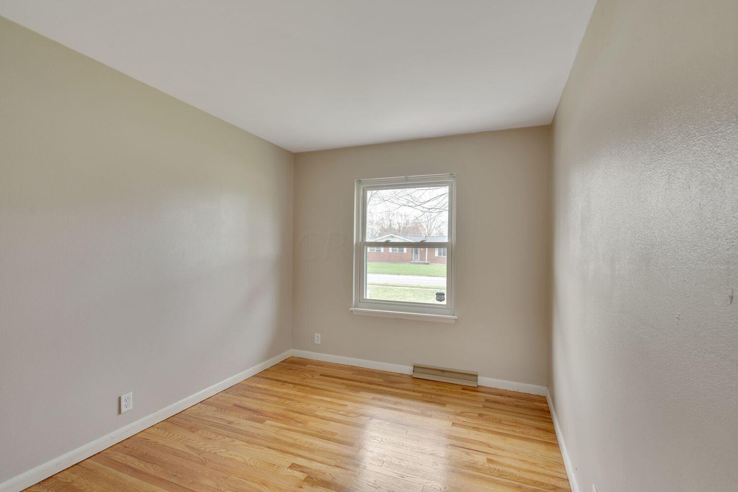 345 Jefferson Road Newark, OH 43055 - Photo 3 of 44 345 Jefferson Rd, Newark-2